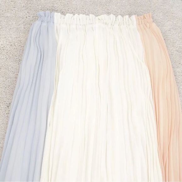 June & Hudson Ivory and Blue Accordion Skirt – Size M - Picture 2 of 6
